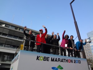 スターターに有森裕子さんがいらっしゃいました。